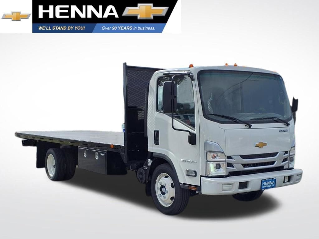 2025 Chevrolet Low Cab Forward's photo