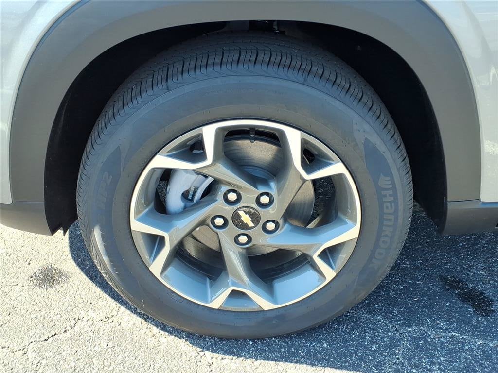 2026 Chevrolet Trax LT - Photo 11