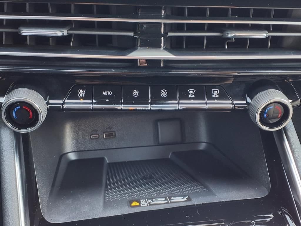 2026 Chevrolet Traverse LT - Photo 16