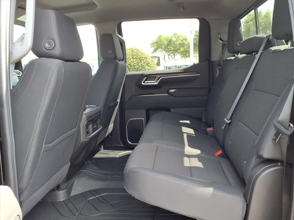2026 Chevrolet Silverado 1500 LT - Photo 17