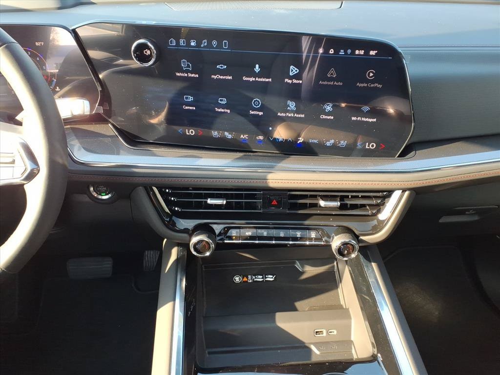 2027 Chevrolet Suburban RST - Photo 24