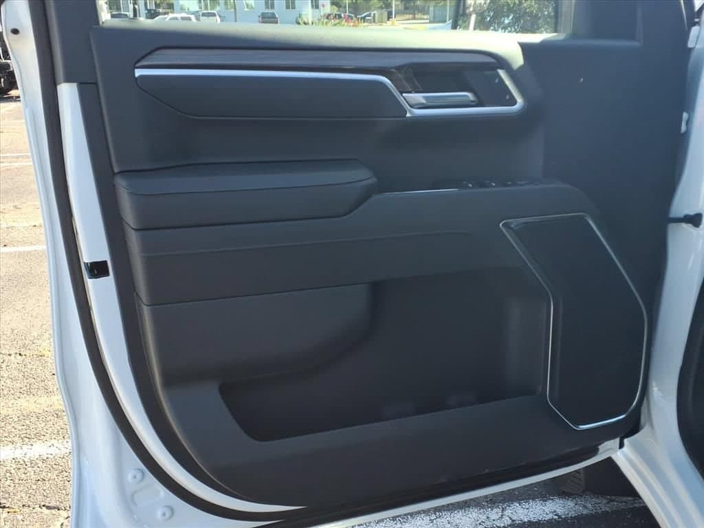 2026 Chevrolet Silverado 1500 LT - Photo 14
