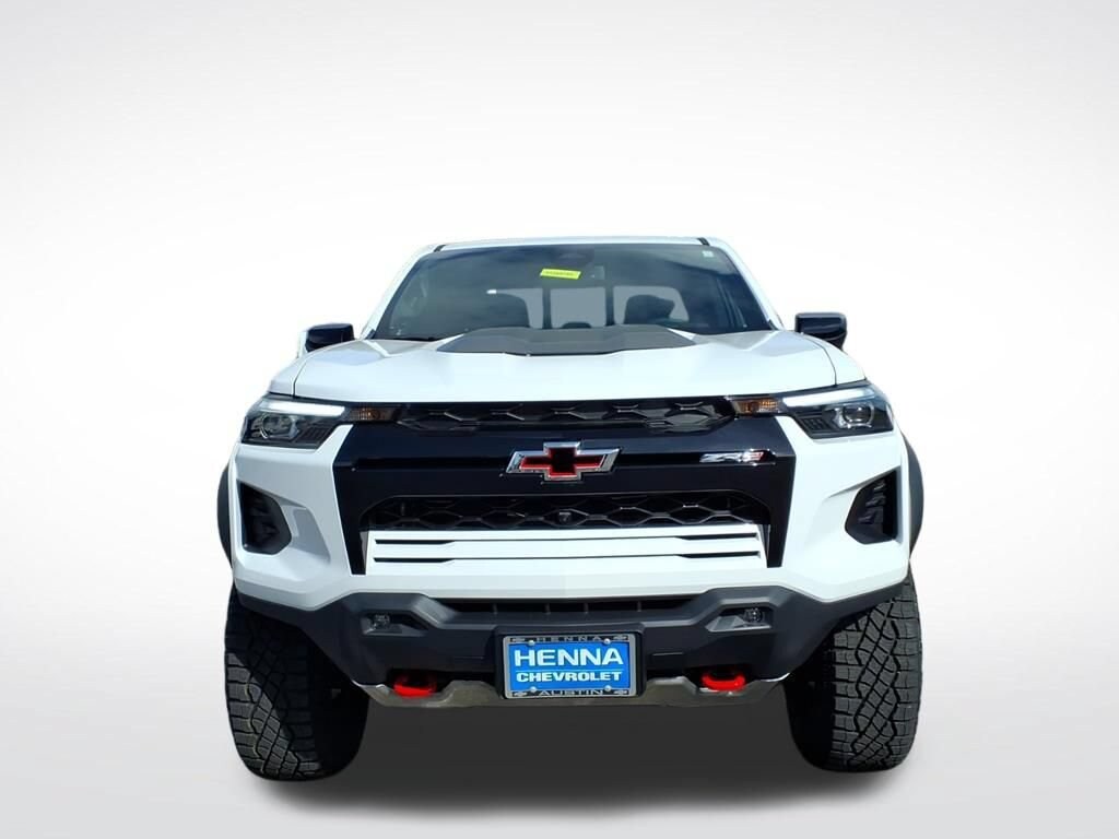 2026 Chevrolet Colorado ZR2 - Photo 9