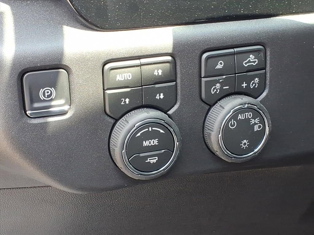 2026 Chevrolet Silverado 1500 LT - Photo 14