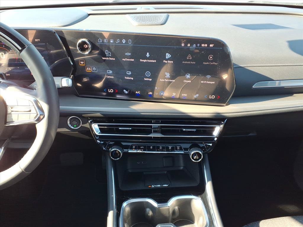 2027 Chevrolet Traverse LT - Photo 24