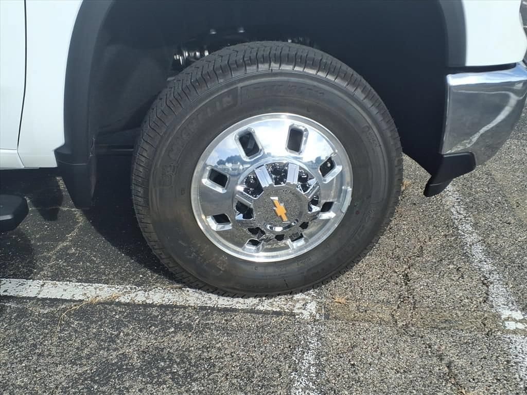2026 Chevrolet Silverado 3500 HD LTZ - Photo 11