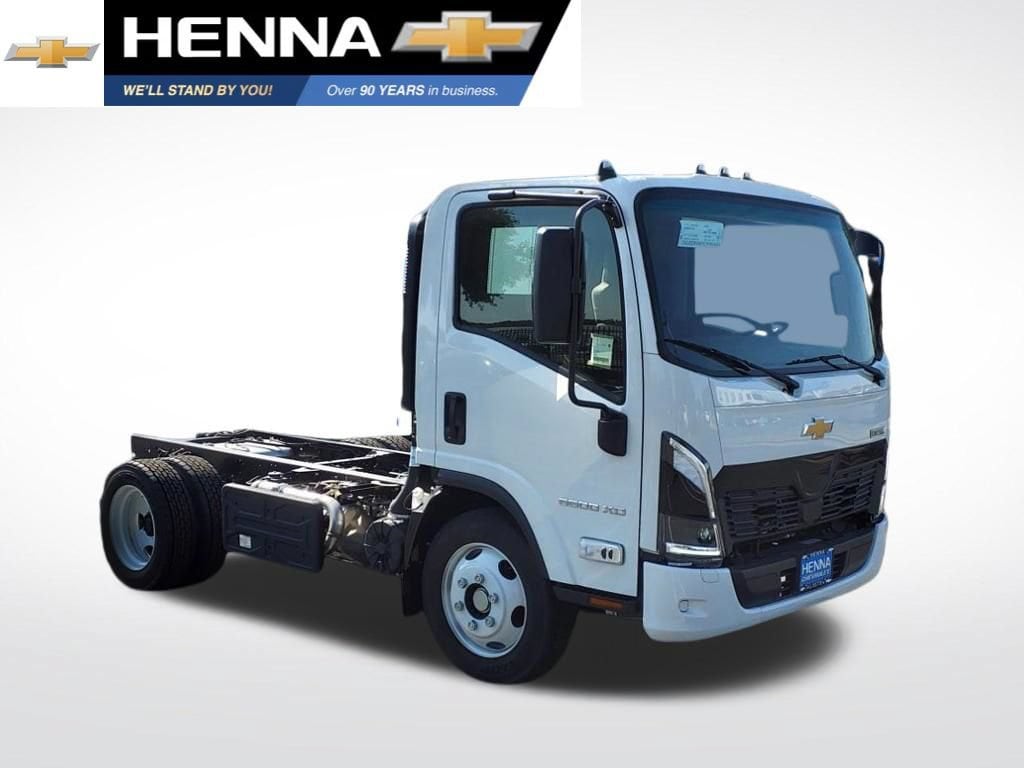 2025 Chevrolet Low Cab Forward's photo
