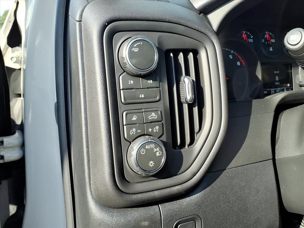 2026 Chevrolet Silverado 2500 HD Custom - Photo 16