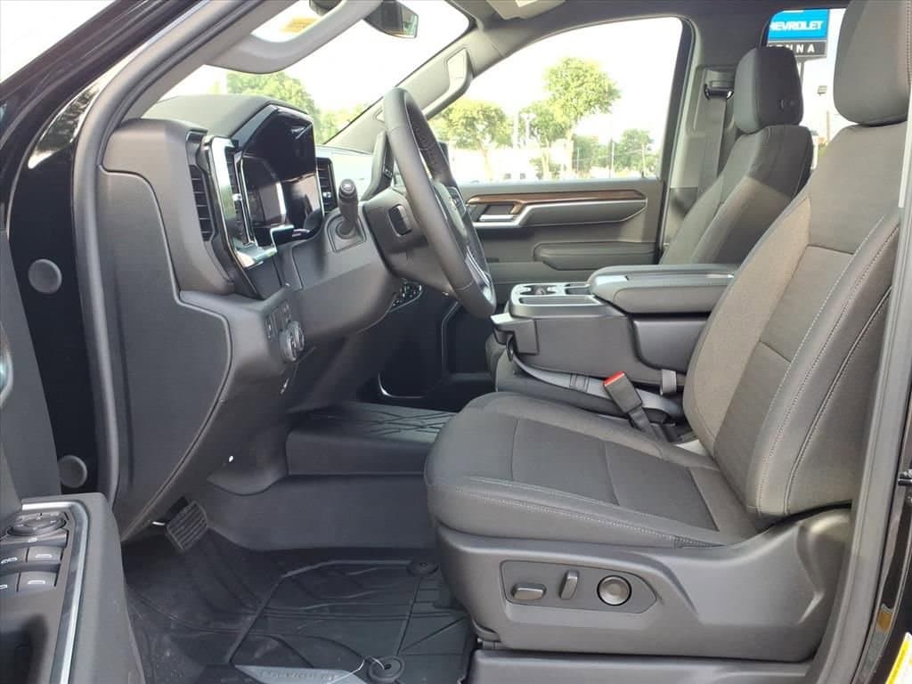 2026 Chevrolet Silverado 1500 LT - Photo 16