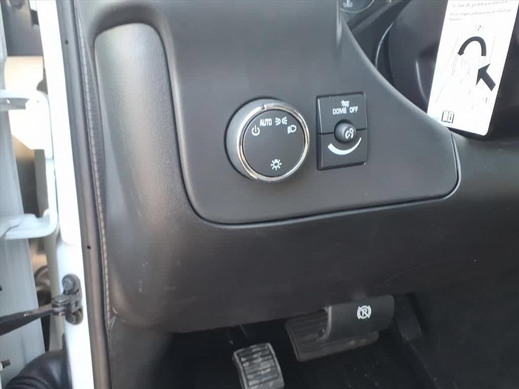 2026 Chevrolet Express Cargo Work Van - Photo 19
