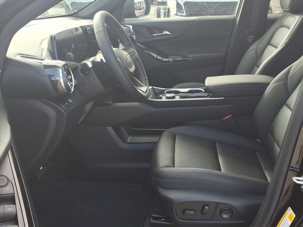 2027 Chevrolet Equinox LT - Photo 15