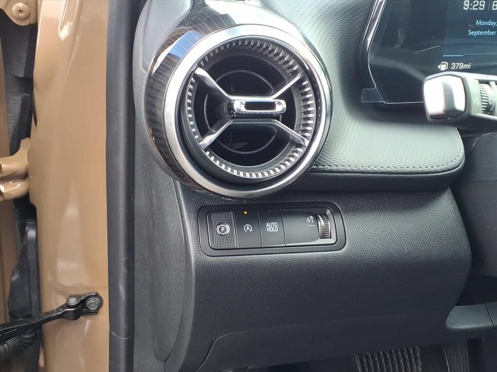 2027 Chevrolet Equinox LT - Photo 15