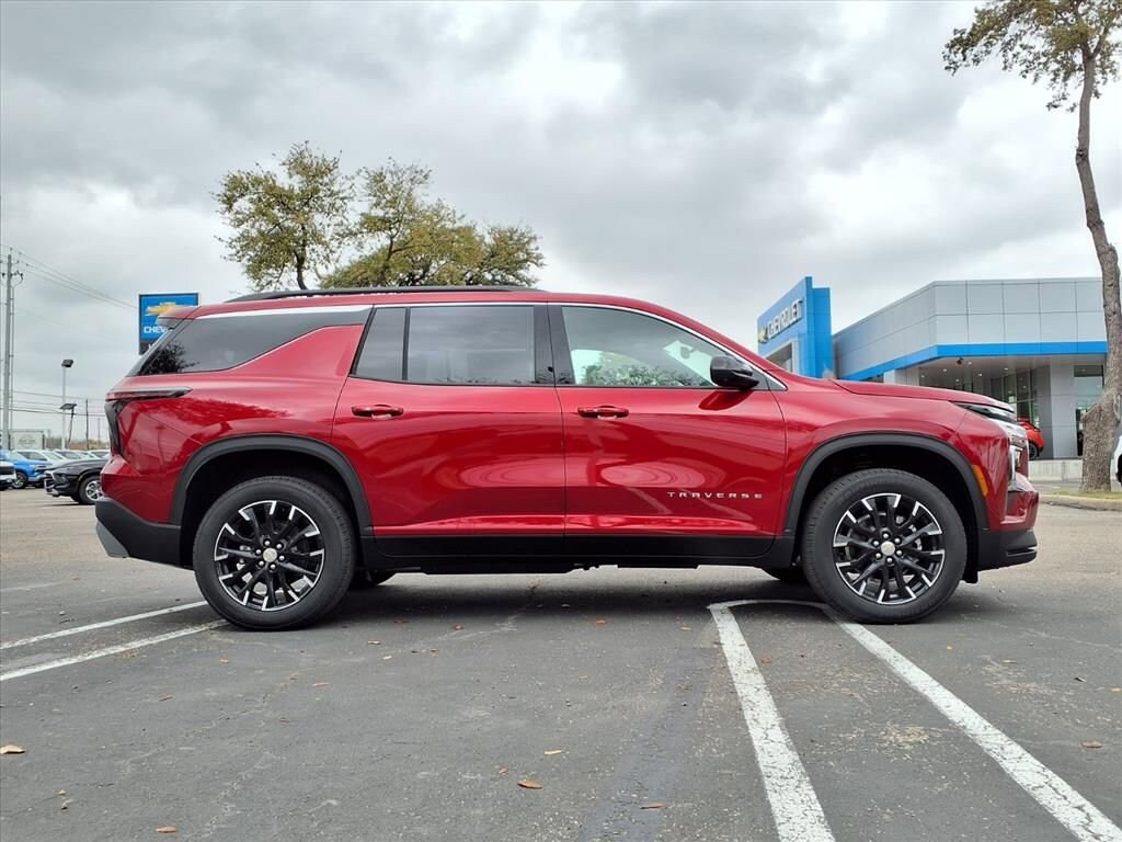 New 2026 Chevrolet Traverse LT SUV