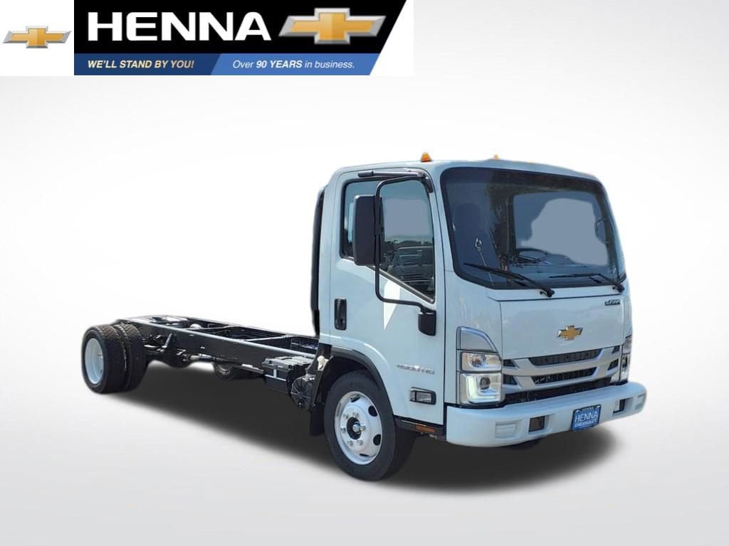 2025 Chevrolet Low Cab Forward 4500 Gas 176" WB Regular Cab's photo