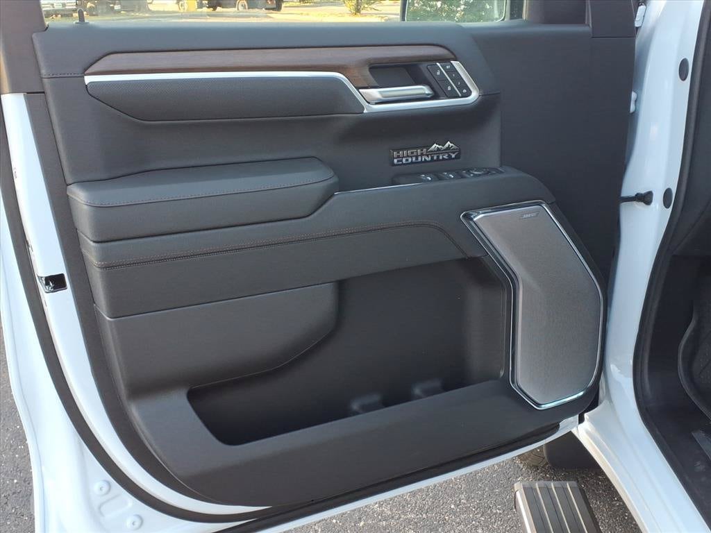 2026 Chevrolet Silverado 1500 High Country - Photo 10