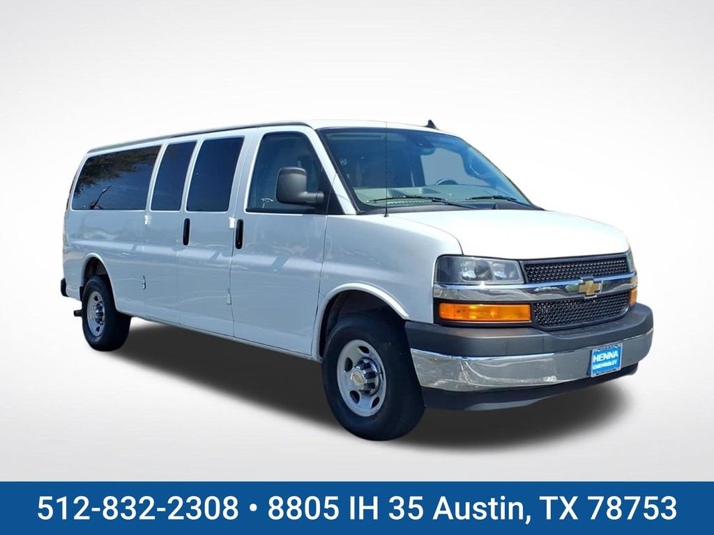 2025 Chevrolet Express Passenger
