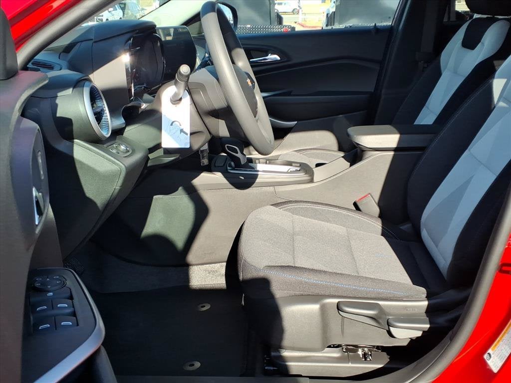 2026 Chevrolet Trax LS - Photo 14