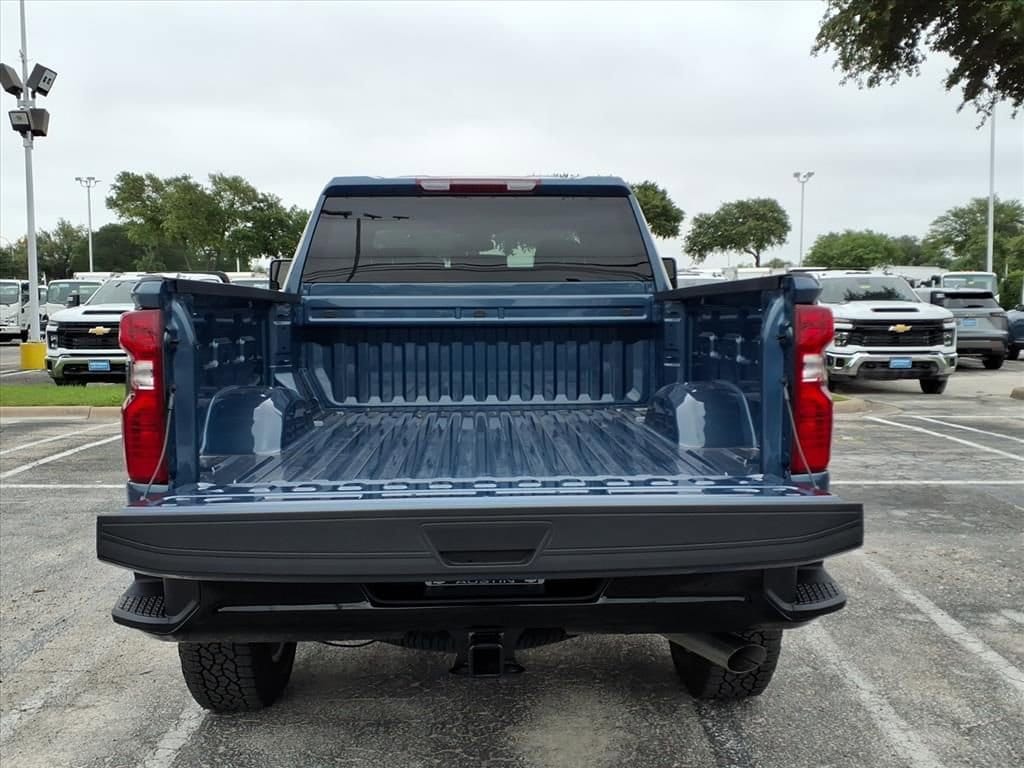 2026 Chevrolet Silverado 2500 HD Custom - Photo 13
