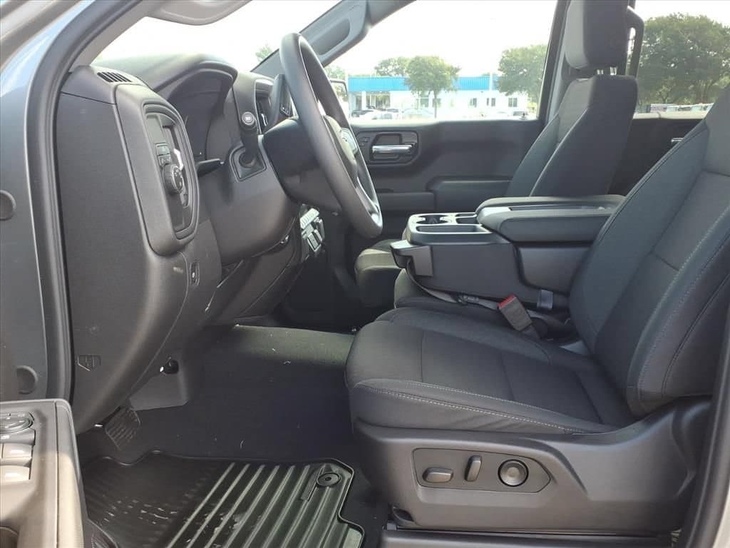 2026 Chevrolet Silverado 1500 Custom - Photo 16