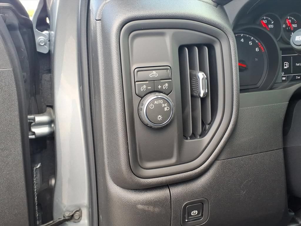 2026 Chevrolet Silverado 1500 Custom - Photo 15