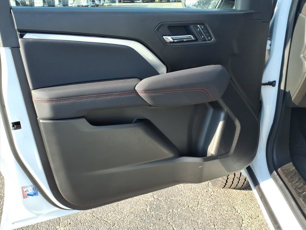 2026 Chevrolet Colorado Z71 - Photo 14