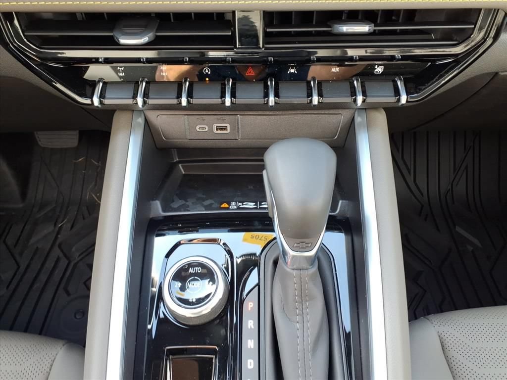 2026 Chevrolet Colorado ZR2 - Photo 23