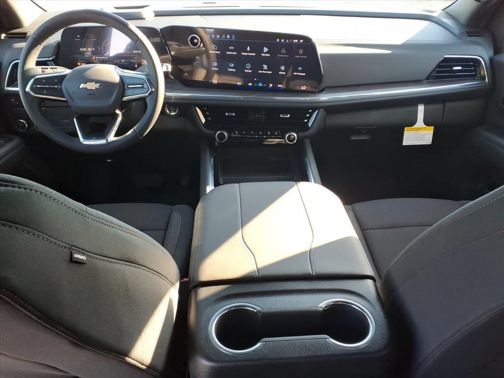 2026 Chevrolet Suburban LS - Photo 20