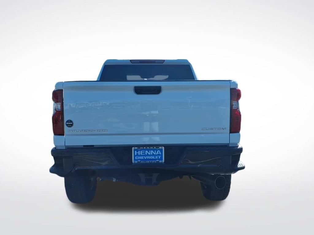 2026 Chevrolet Silverado 2500 HD Custom - Photo 4