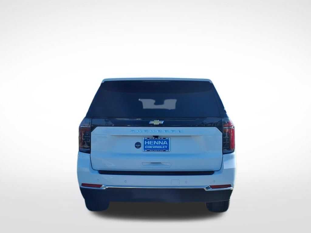 2026 Chevrolet Suburban LS - Photo 4