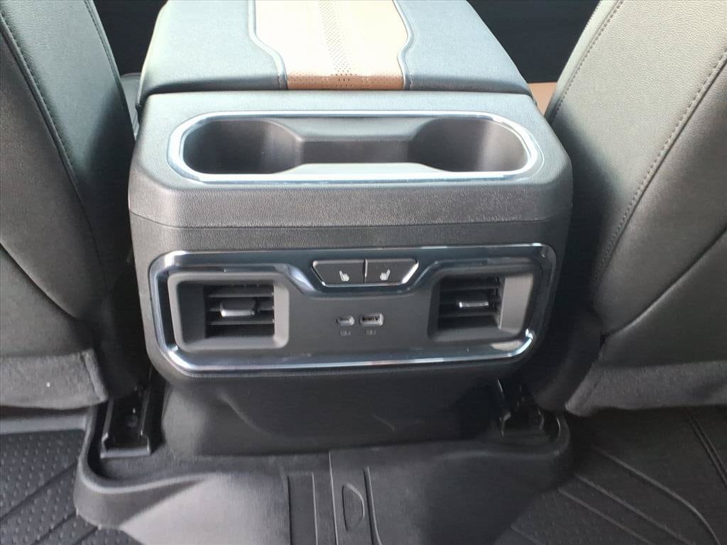 2026 Chevrolet Silverado 1500 High Country - Photo 16