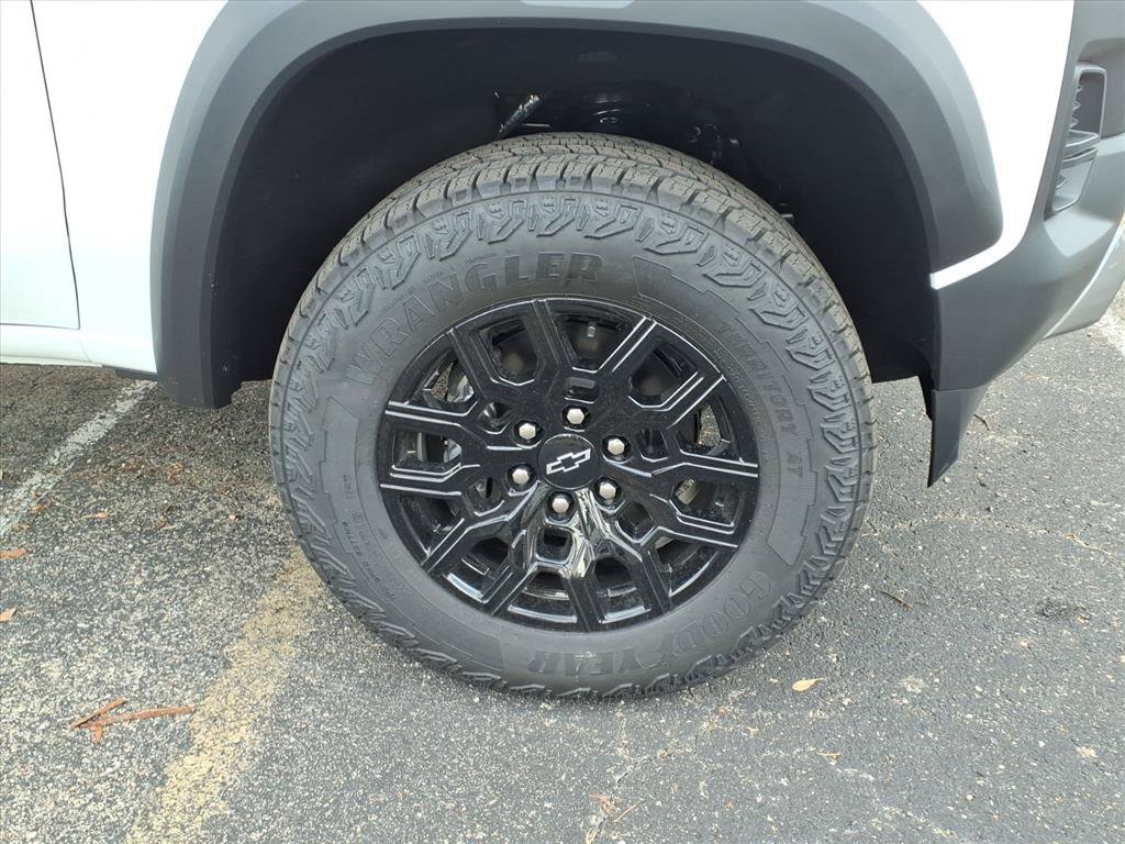 2026 Chevrolet Colorado Trail Boss - Photo 10