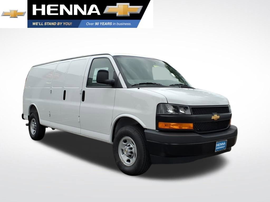2026 Chevrolet Express 3500 Extended Work Van's photo