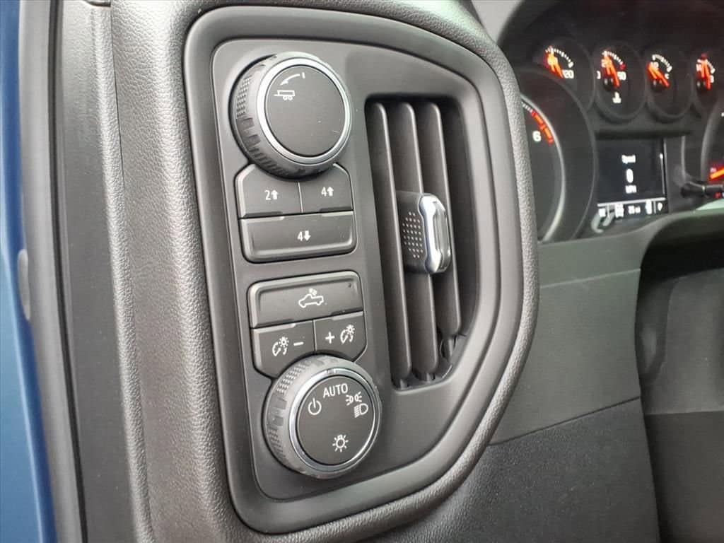 2026 Chevrolet Silverado 2500 HD Custom - Photo 16