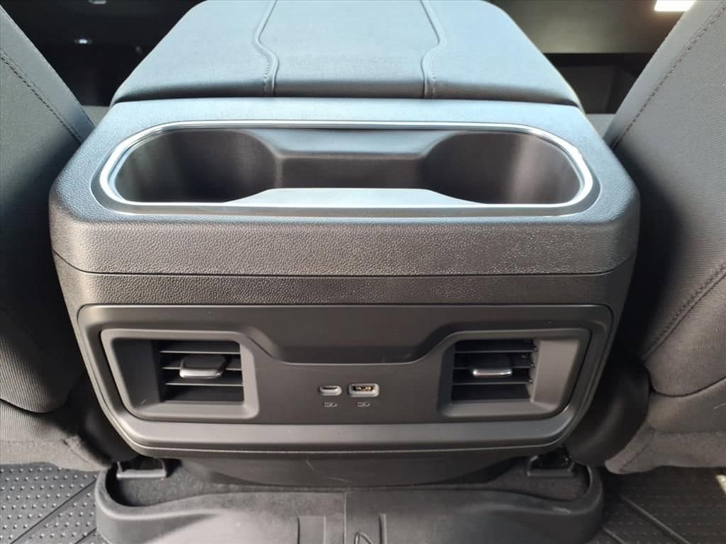 2026 Chevrolet Silverado 1500 LT - Photo 18
