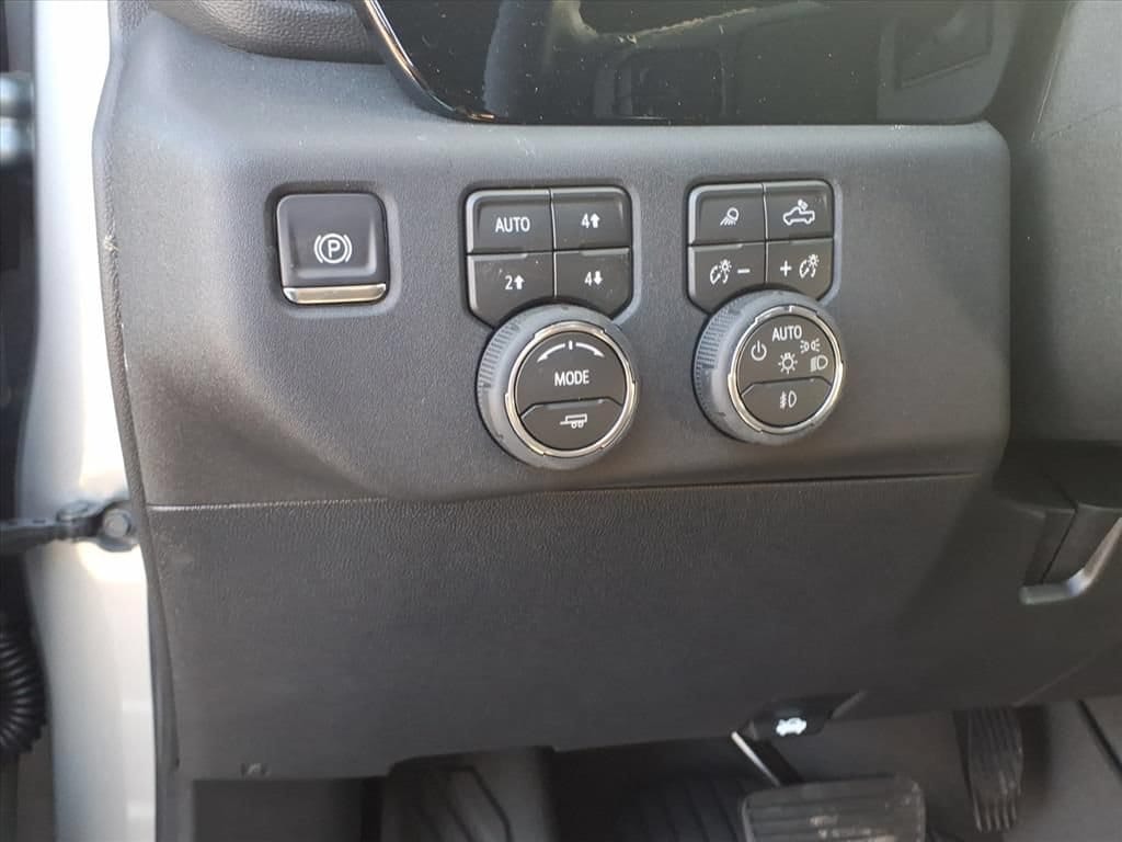 2026 Chevrolet Silverado 3500HD LT - Photo 15