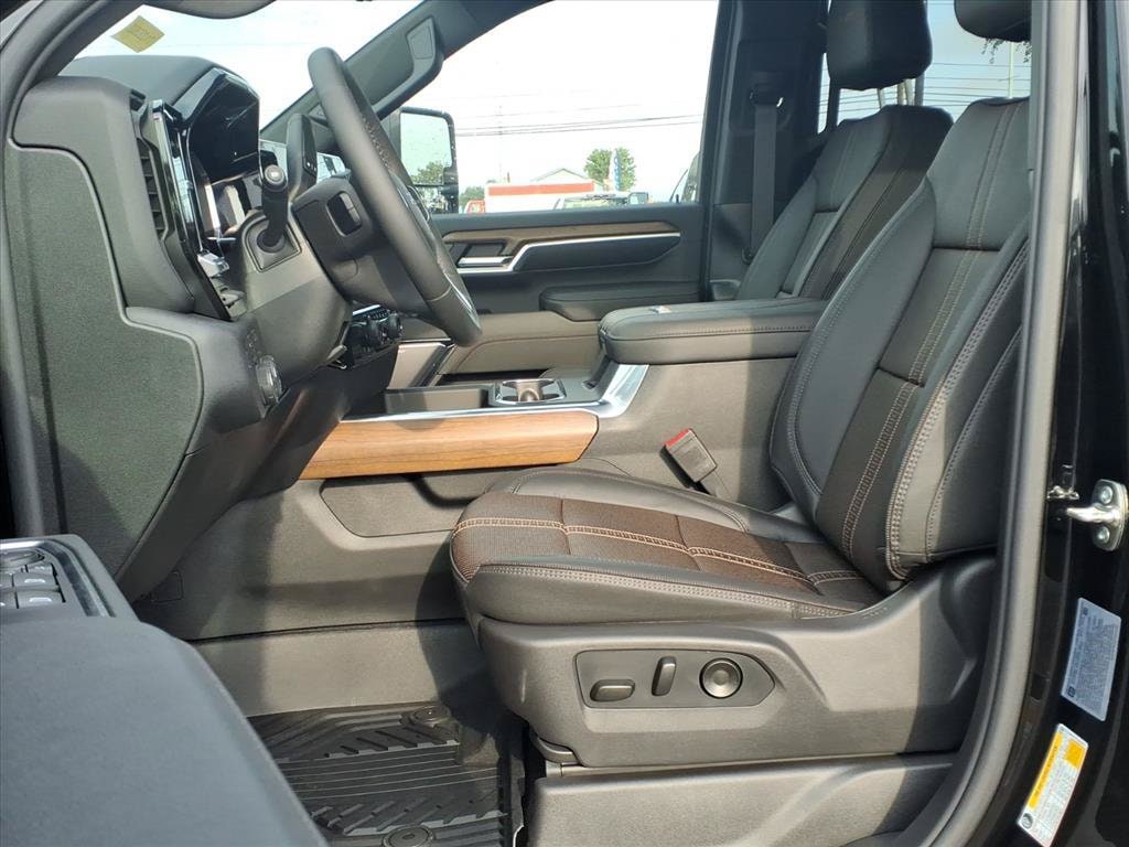 2026 Chevrolet Silverado 2500 HD High Country - Photo 17