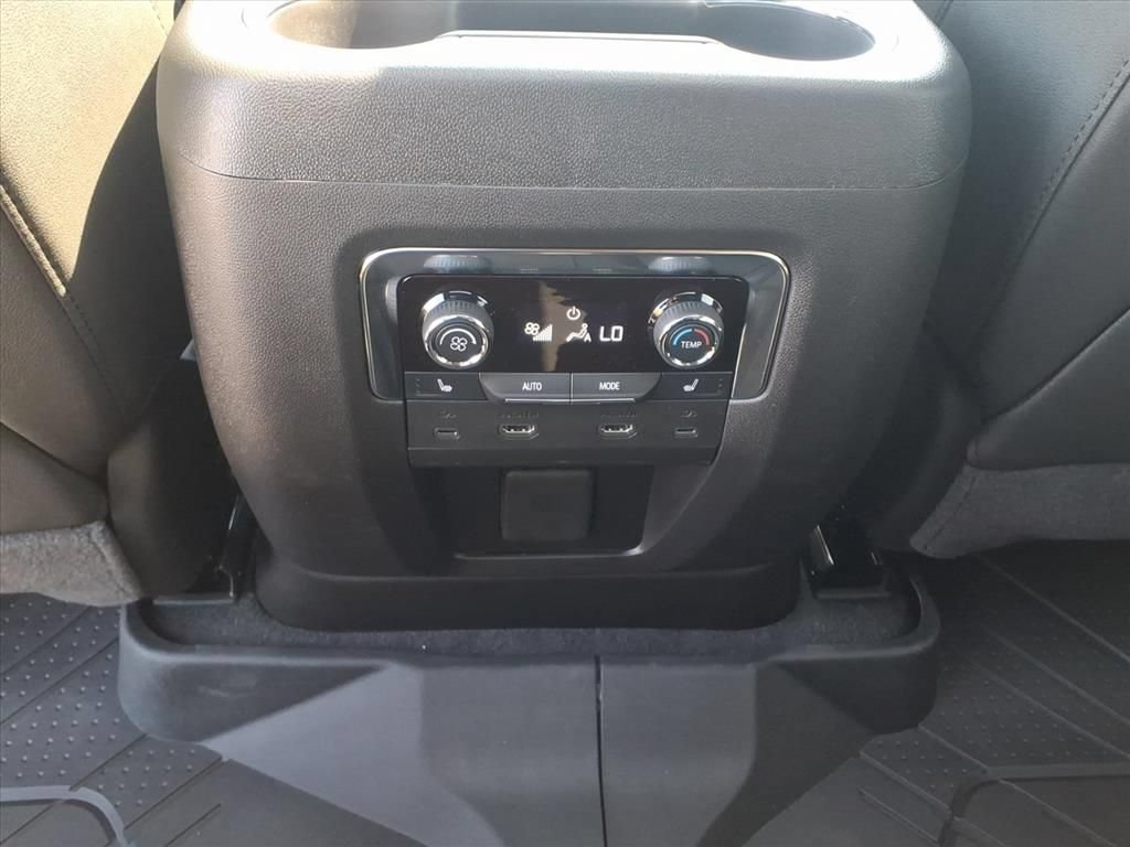 2026 Chevrolet Tahoe Premier - Photo 21