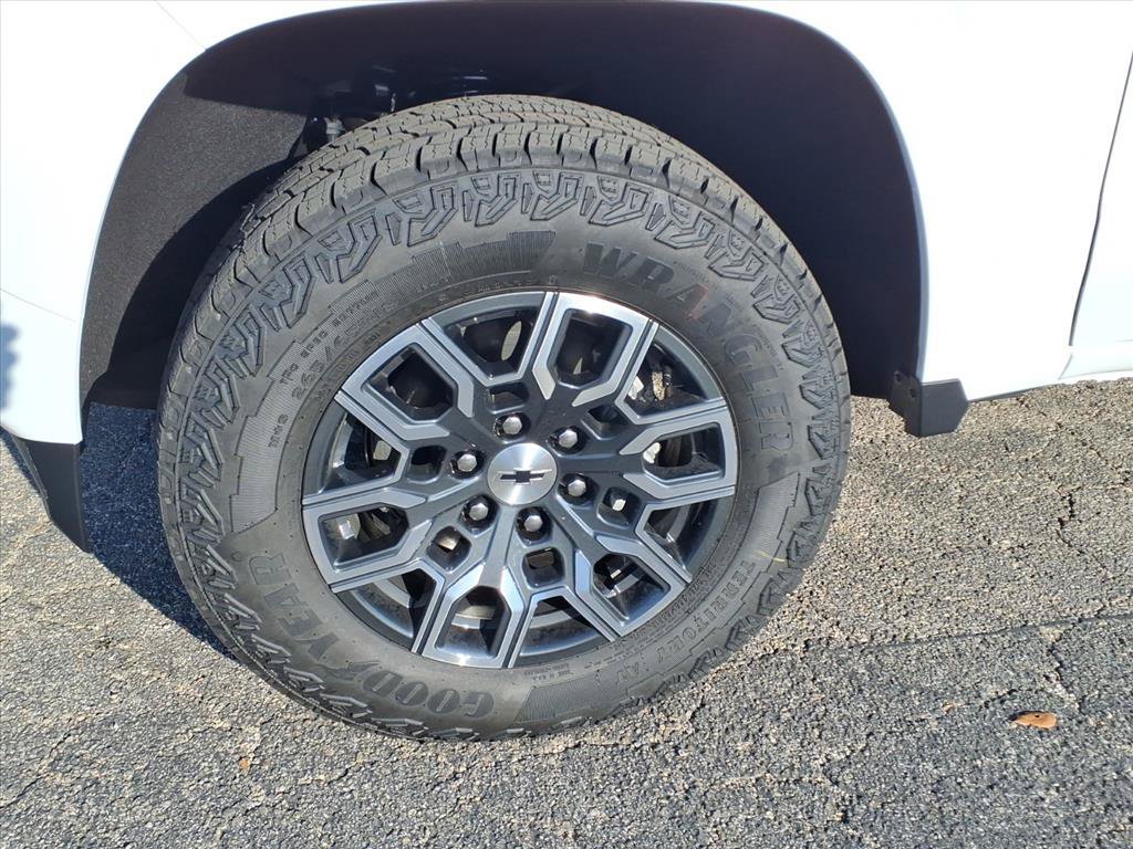 2026 Chevrolet Colorado Z71 - Photo 11