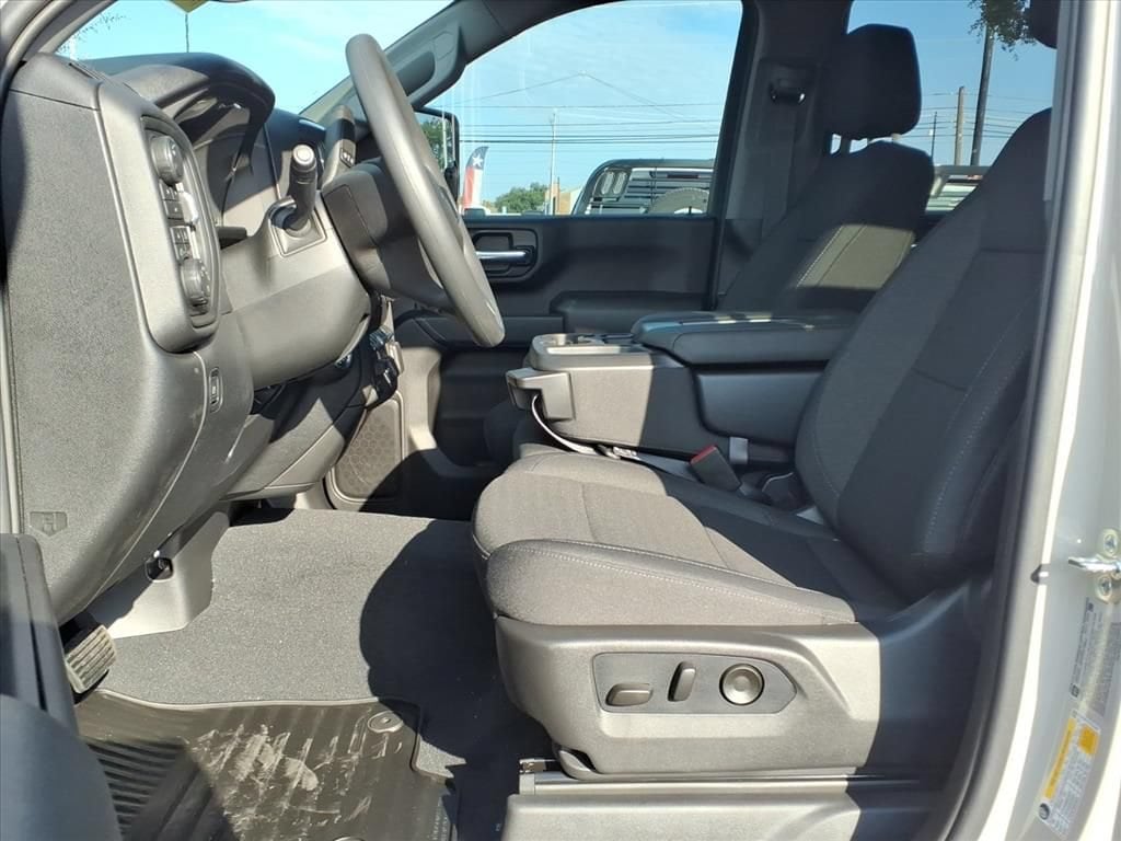 2026 Chevrolet Silverado 2500 HD Custom - Photo 17