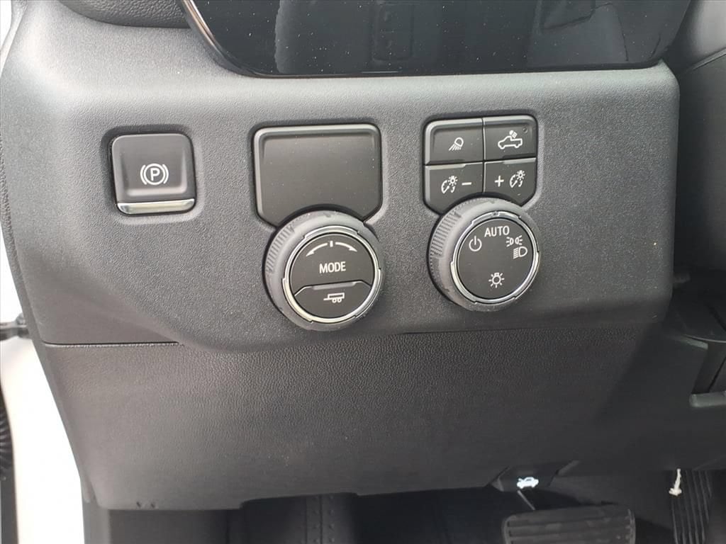 2026 Chevrolet Silverado 1500 LT - Photo 14