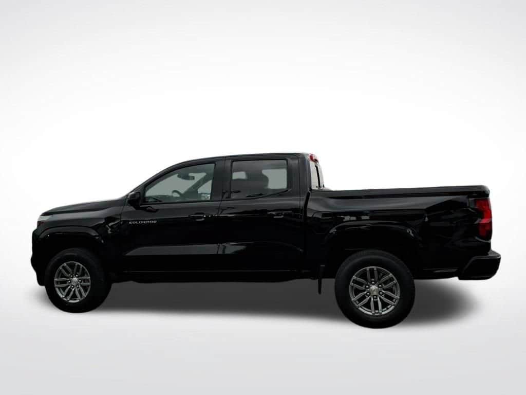 2026 Chevrolet Colorado LT - Photo 8
