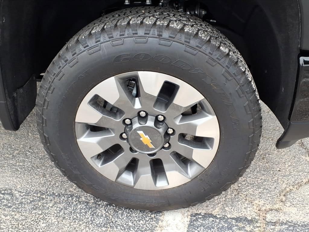 2026 Chevrolet Silverado 2500 HD Custom - Photo 12