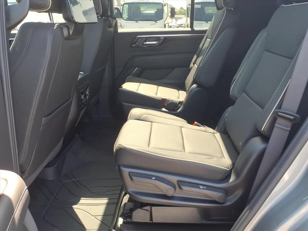 2026 Chevrolet Tahoe Premier - Photo 18
