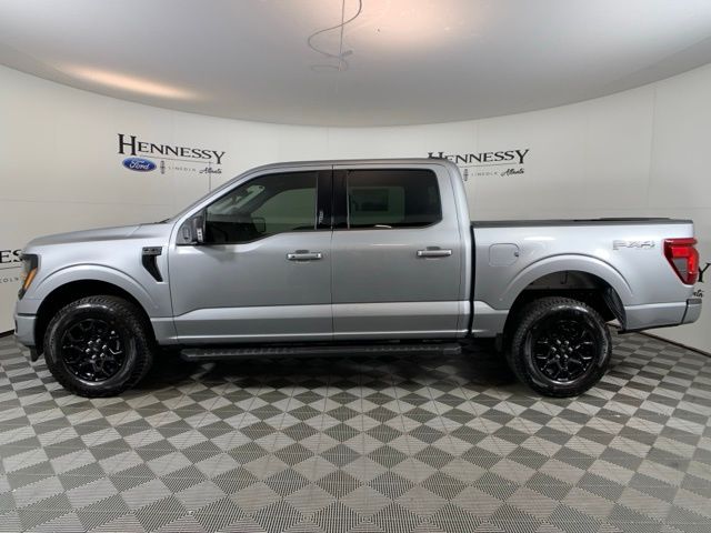 2024 Ford F-150 XLT photo 3