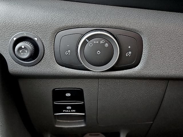 2025 Ford Transit Passenger Van XL - Photo 22
