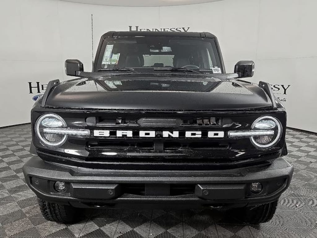 New 2025 Ford Bronco Outer Banks SUV