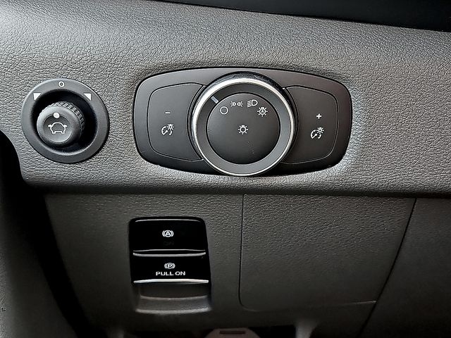 2025 Ford Transit Passenger Van XL - Photo 22