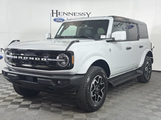 New 2026 Ford Bronco Outer Banks SUV