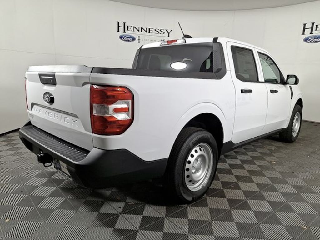 New 2025 Ford Maverick XL Truck