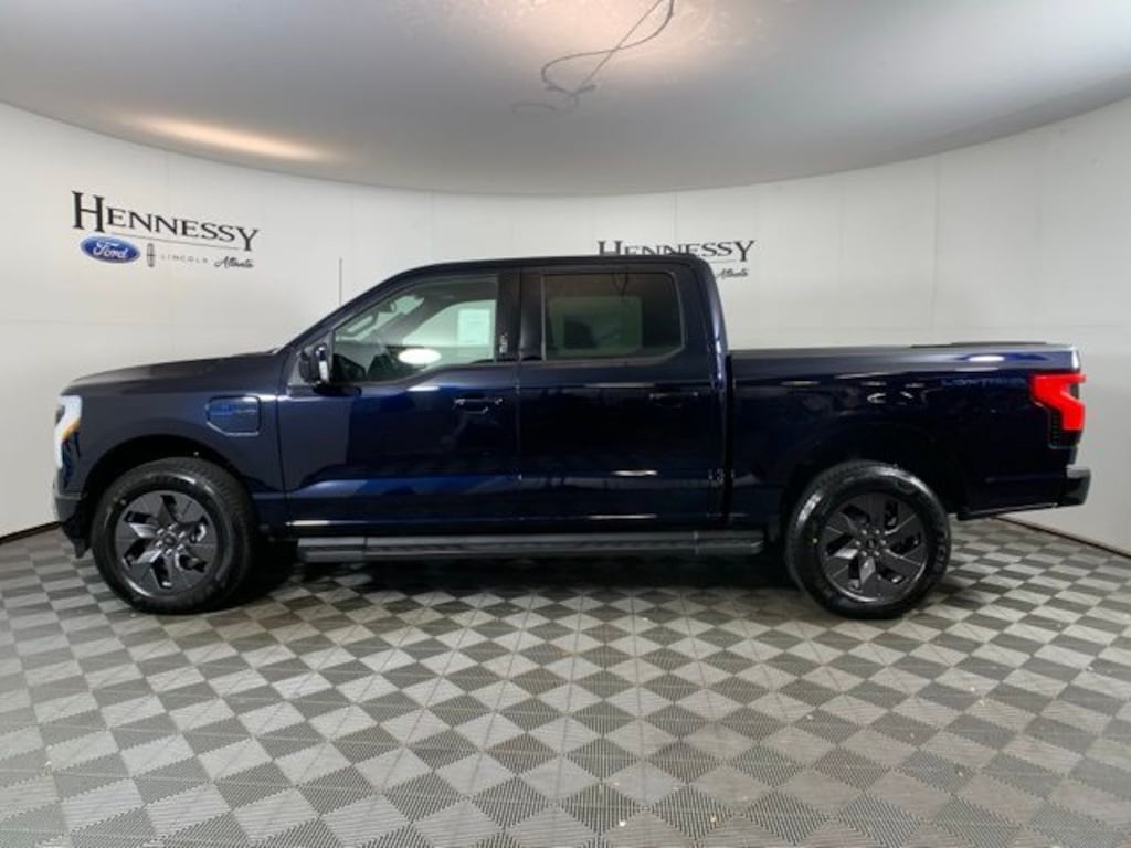 New 2025 Ford F-150 Lightning Lariat Truck